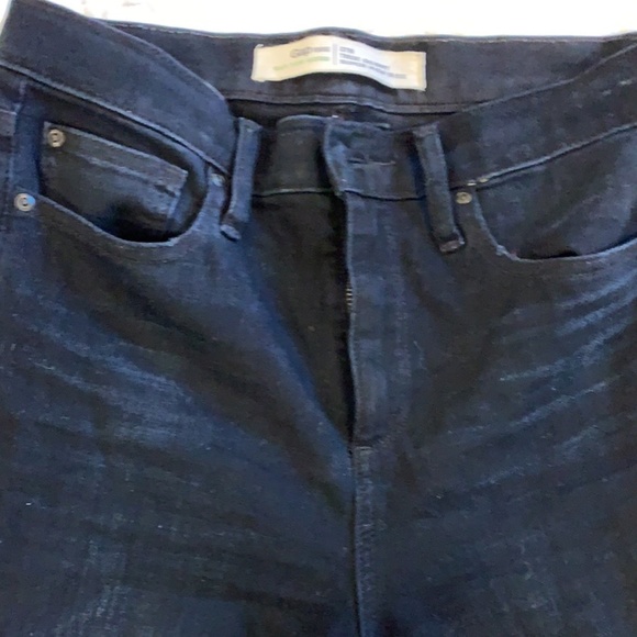Gap denim "True Skinny" super high rise, size 27R - Picture 1 of 1